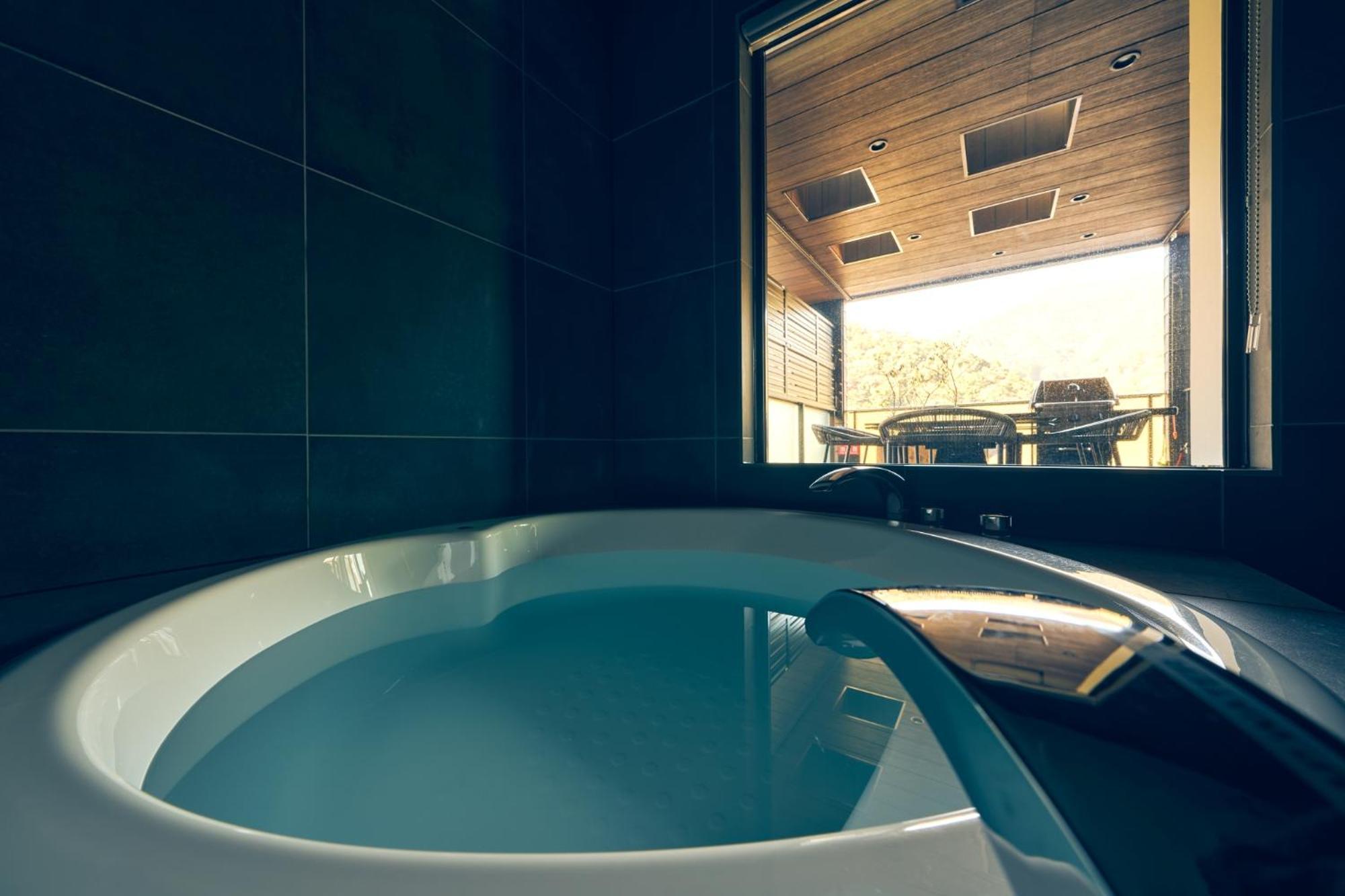 ルクス箱根湯本 Lux Hakone Yumoto Villa Buitenkant foto